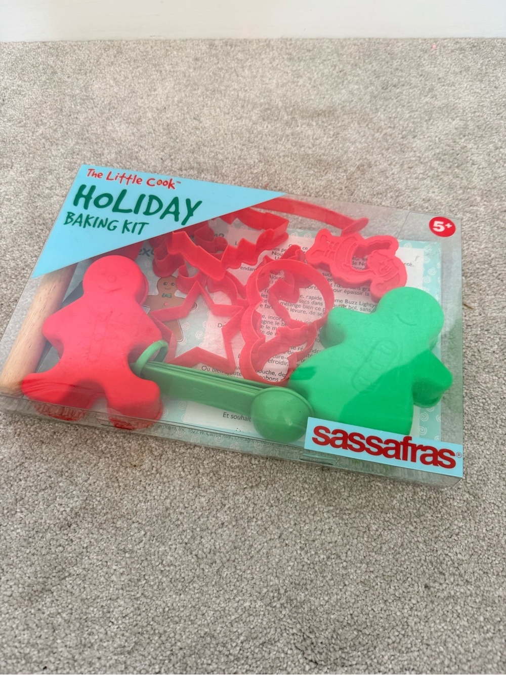 Sassafras The Little Cook Holiday Baking Kit - Red & Green Kids Cookie Set